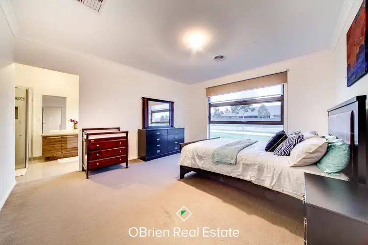 Fifth view of Homely house listing, 19 Chantenay Parade, Cranbourne North VIC 3977