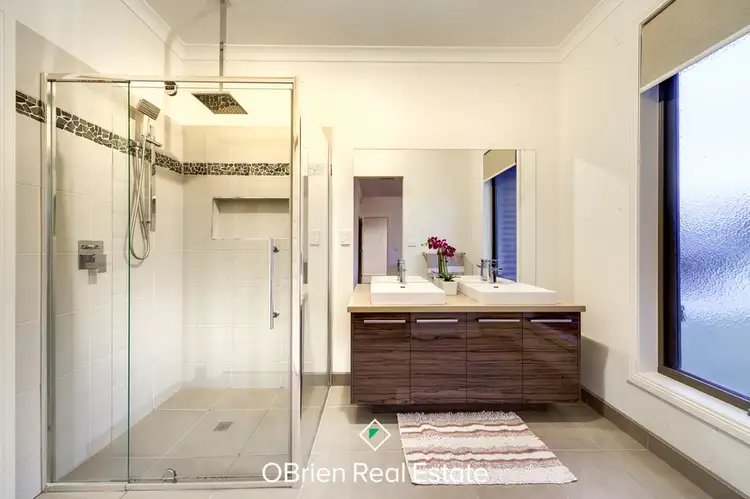 Sixth view of Homely house listing, 19 Chantenay Parade, Cranbourne North VIC 3977