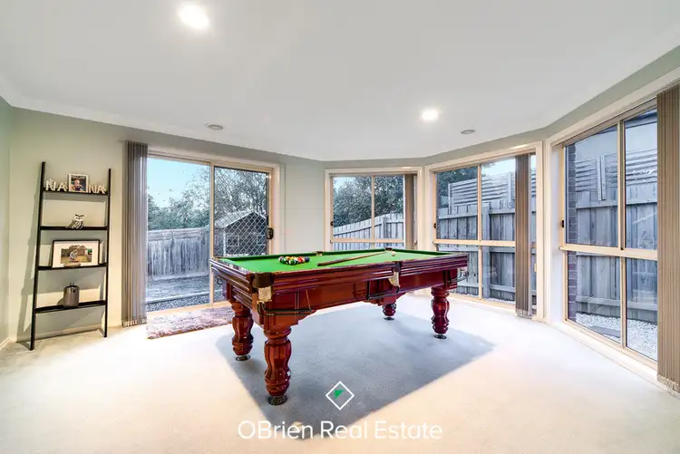 Fifth view of Homely house listing, 2 Jennifer Court, Langwarrin VIC 3910