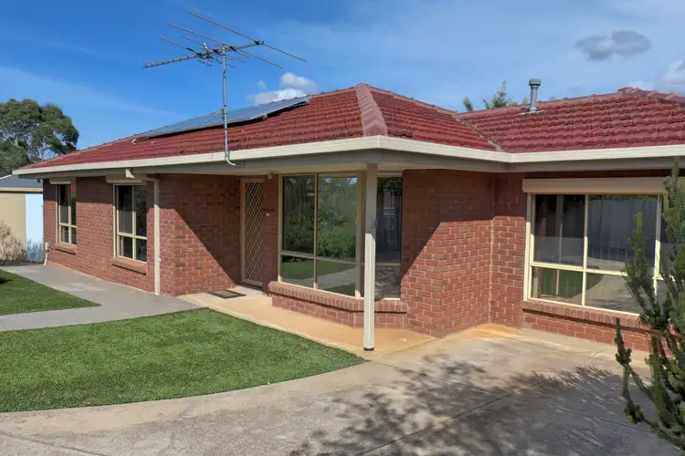 1/4 Munro Court, Bacchus Marsh VIC 3340