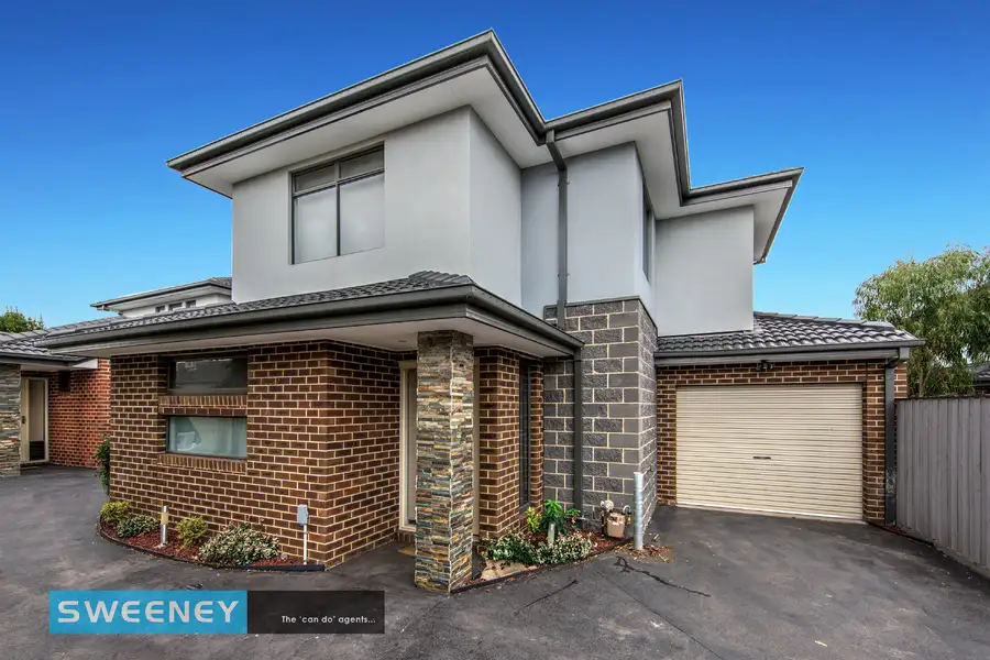 Main view of Homely townhouse listing, 2/402 Main Road West, St Albans VIC 3021
