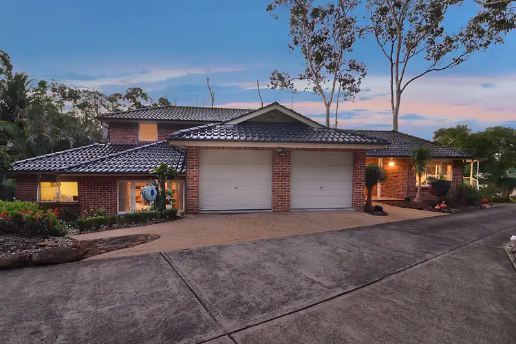 69 Bignell Street, Illawong NSW 2234