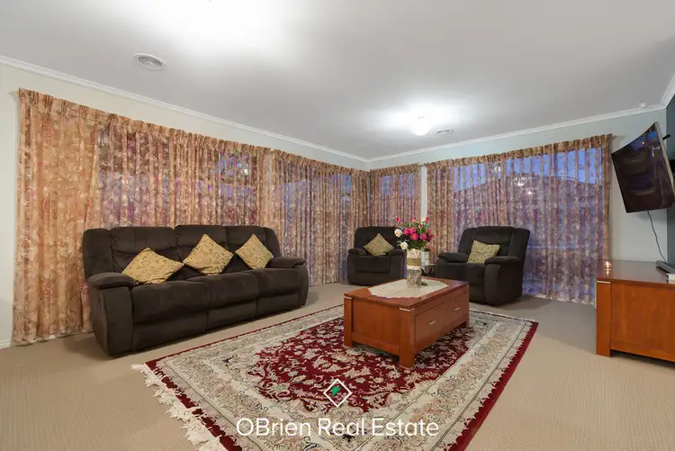 Fourth view of Homely house listing, 5 Nariel Place, Cranbourne West VIC 3977