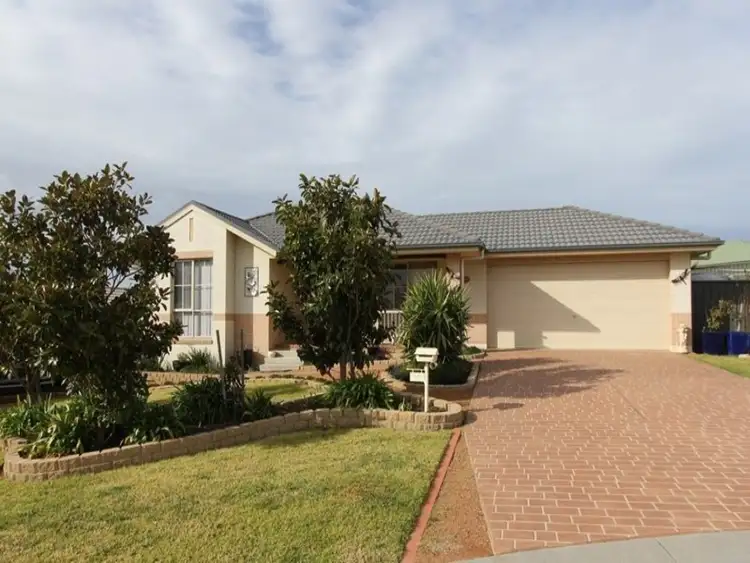 Main view of Homely house listing, 10 Murphy Place, Goulburn NSW 2580