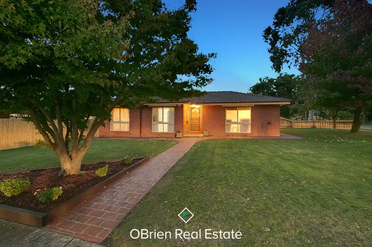 40 Cheviot Avenue, Berwick VIC 3806