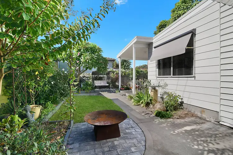 5 Blackall Street, Hamilton NSW 2303