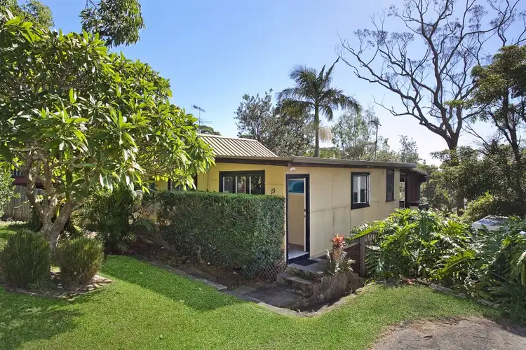 19 Taiyul Road, North Narrabeen NSW 2101