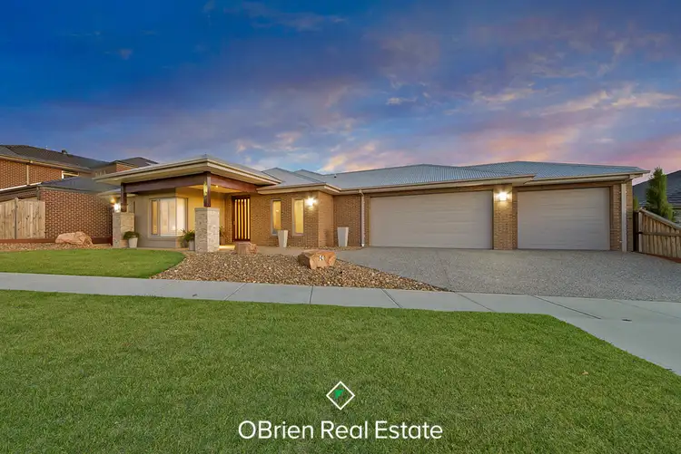 24 Ripplebrook Boulevard, Narre Warren North VIC 3804