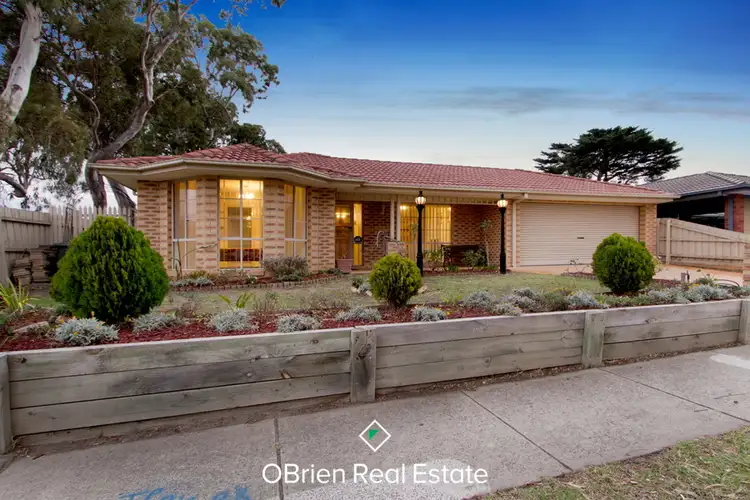 1 Banjo Boulevard, Carrum Downs VIC 3201