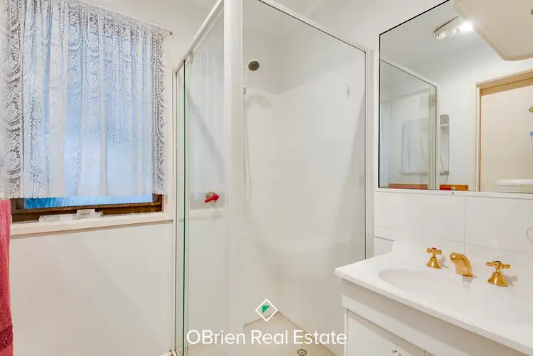 Sixth view of Homely house listing, 1 Granby Court, Endeavour Hills VIC 3802