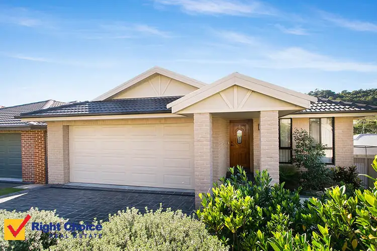 Main view of Homely townhouse listing, 2/29 Darling Drive, Albion Park NSW 2527