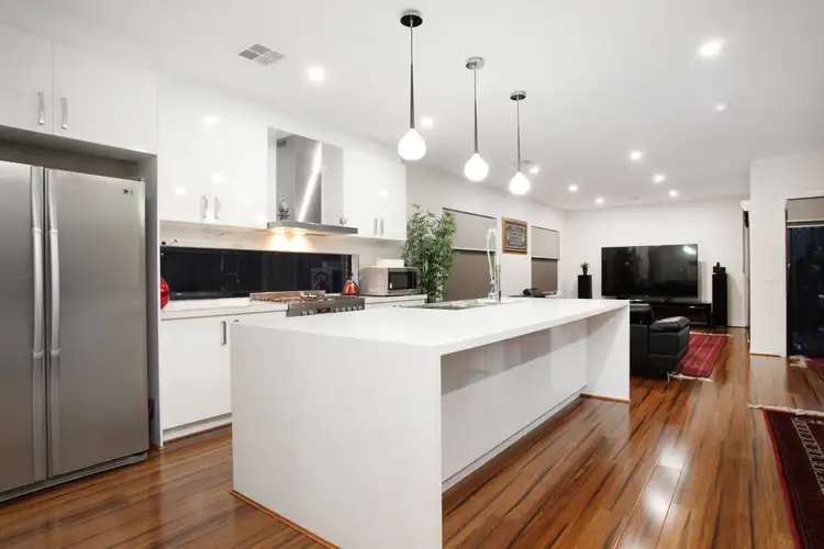 Fifth view of Homely house listing, 23 Caro Way, Plumpton VIC 3335