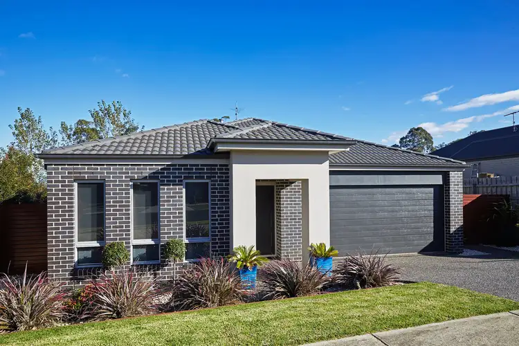 19 Richie Court, Drouin VIC 3818