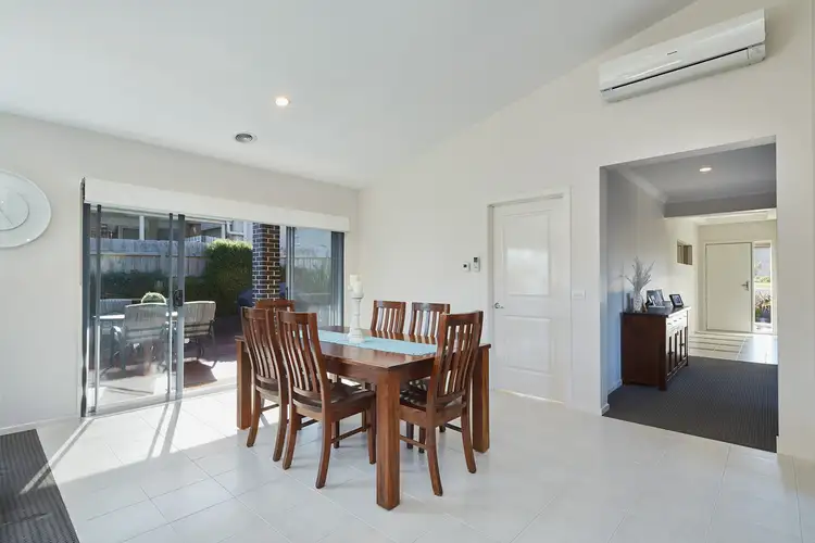 Sixth view of Homely house listing, 19 Richie Court, Drouin VIC 3818