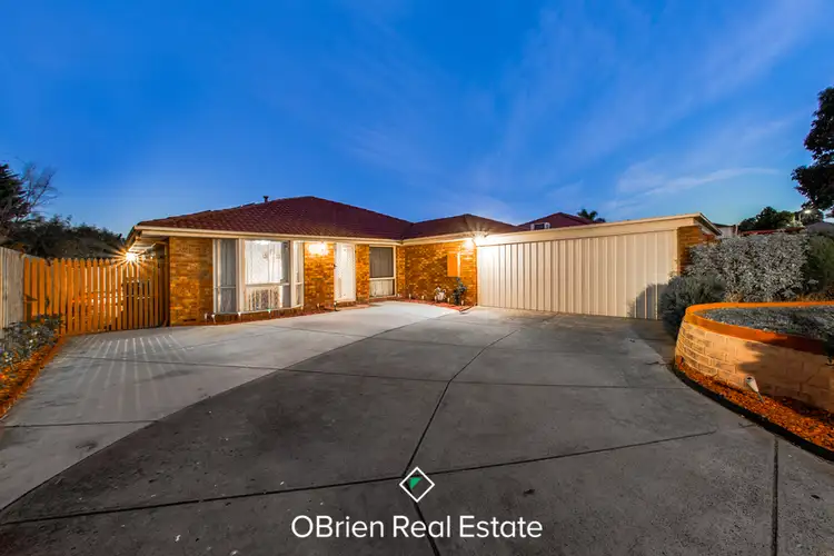 7 Mollisons Hill, Hampton Park VIC 3976