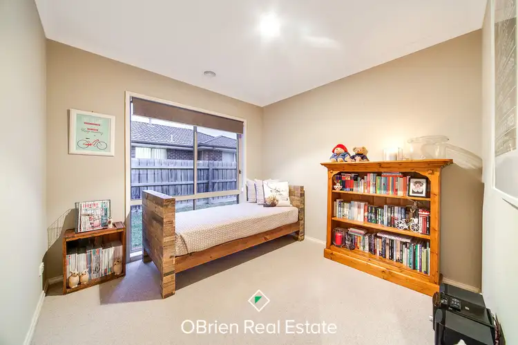 Sixth view of Homely house listing, 5 Malfoy Mews, Cranbourne West VIC 3977