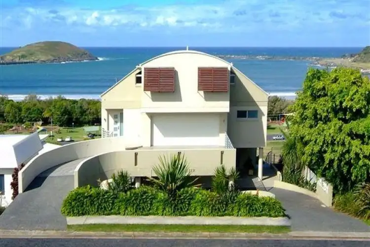 Main view of Homely apartment listing, 2/16 Camperdown Street, Coffs Harbour NSW 2450