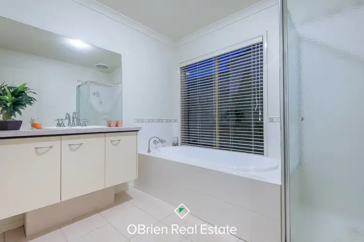 Fifth view of Homely house listing, 9 Viewpoint Place, Berwick VIC 3806