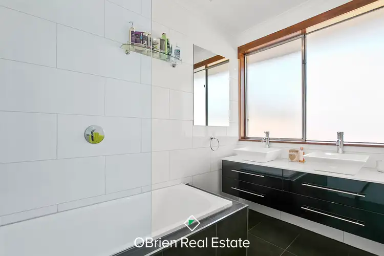 Sixth view of Homely house listing, 3 Lorikeet Court, Mornington VIC 3931