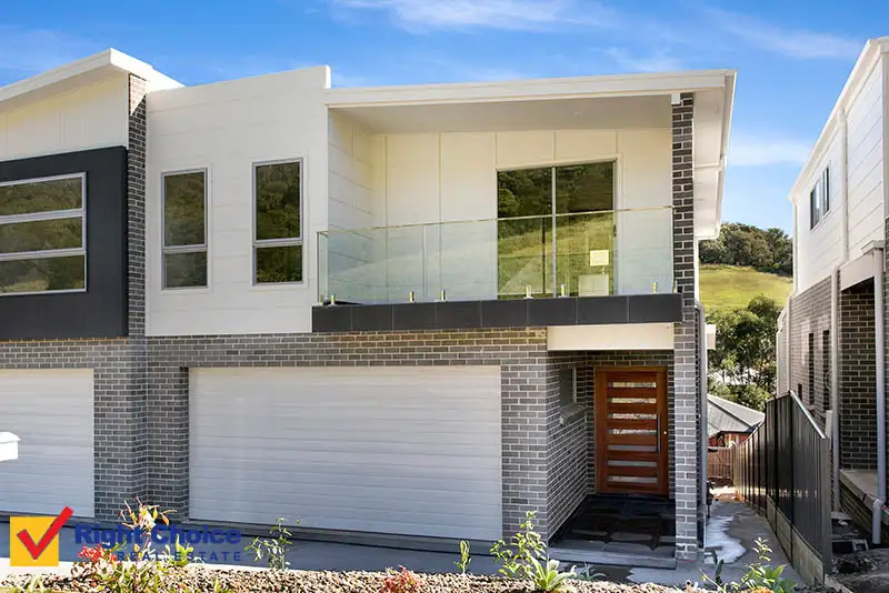 Main view of Homely semi-detached listing, 18 Whistlers Run, Albion Park NSW 2527