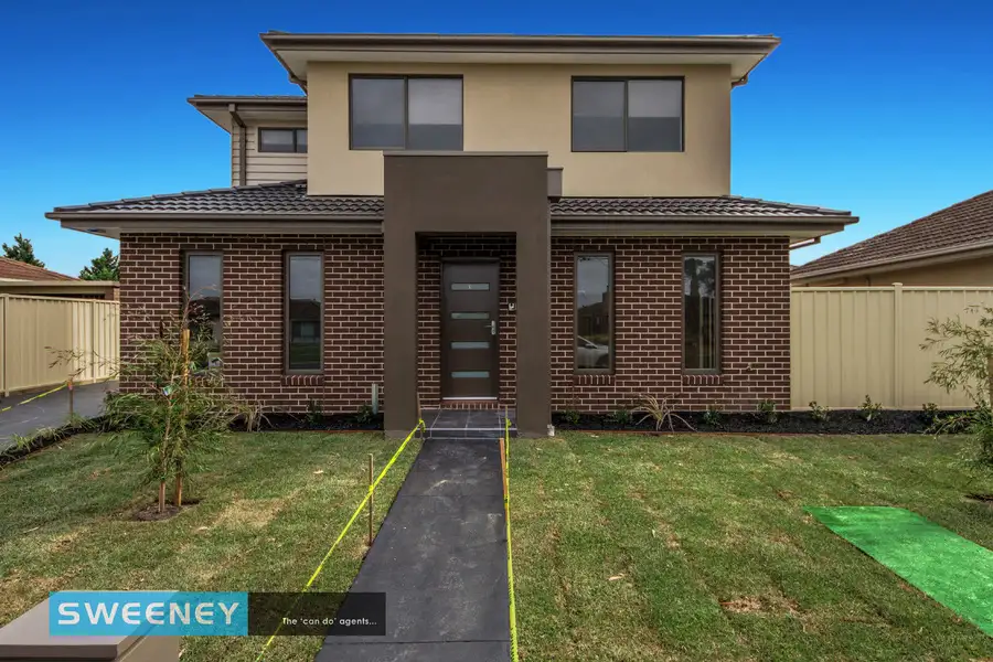 Main view of Homely townhouse listing, 1 & 3/21 Leslie Street, St Albans VIC 3021