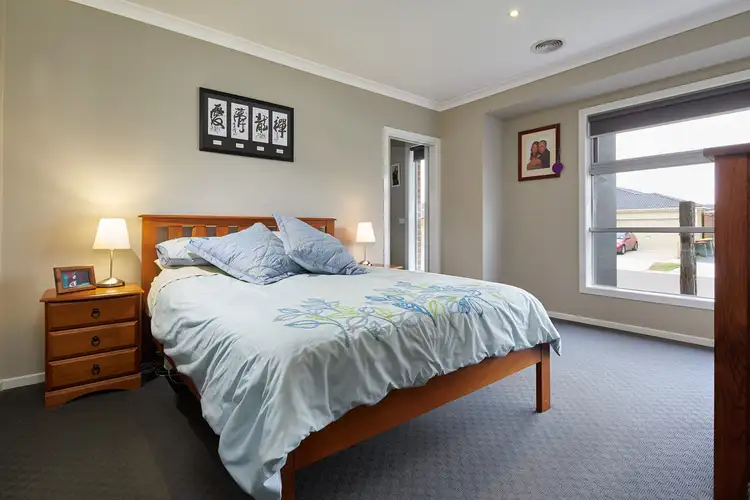 Sixth view of Homely house listing, 32 Jamescott Drive, Drouin VIC 3818