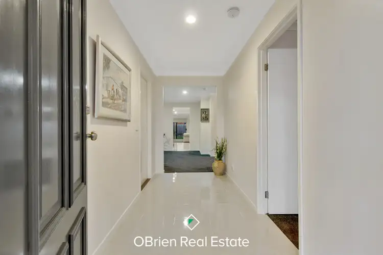 Fourth view of Homely house listing, 8 Malua Circuit, Sandhurst VIC 3977