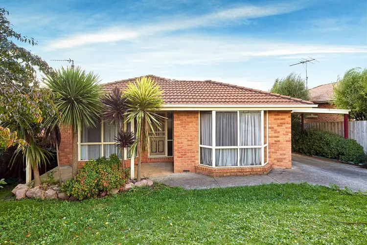 13 Walker Drive, Drouin VIC 3818