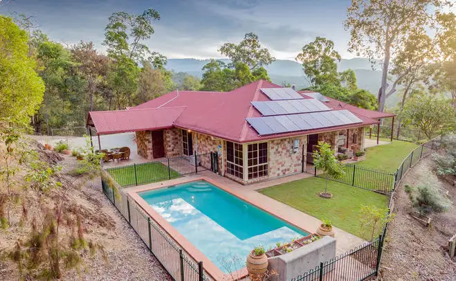 26 Lomatia Court, Bonogin QLD 4213