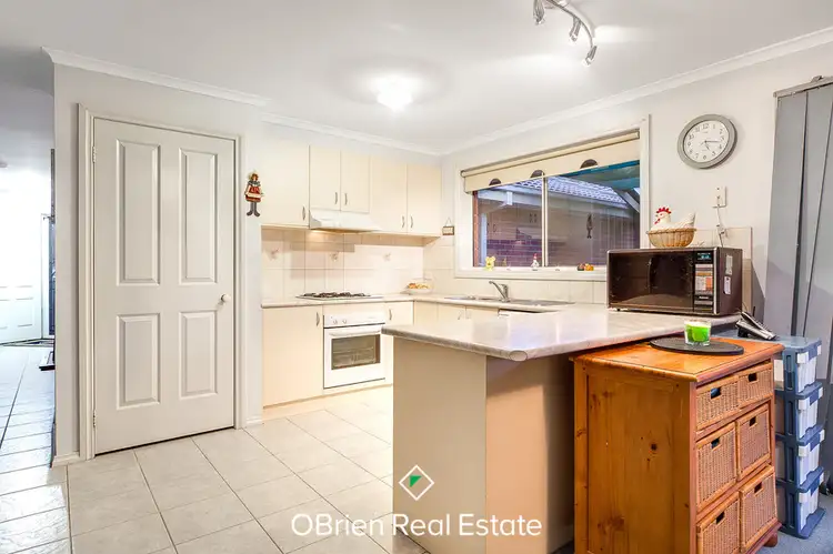 Fourth view of Homely house listing, 10 Nariel Place, Cranbourne West VIC 3977
