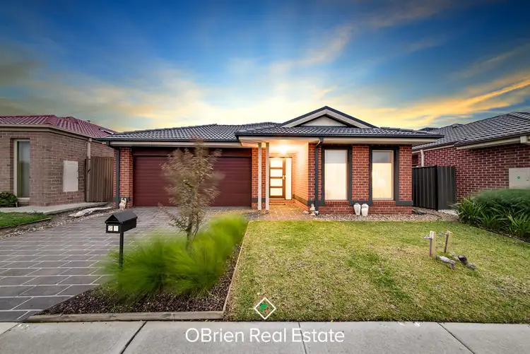 26 Ventasso Street, Clyde North VIC 3978
