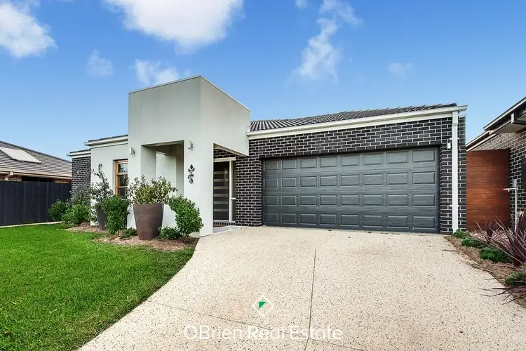 3 Celsius Drive, Cranbourne North VIC 3977