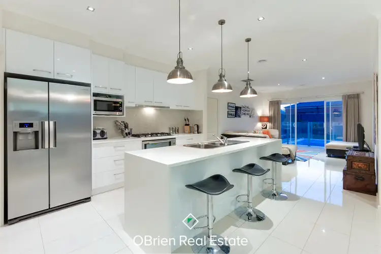 Fifth view of Homely house listing, 3 Celsius Drive, Cranbourne North VIC 3977