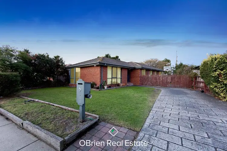 5 Lysander Court, Chelsea Heights VIC 3196