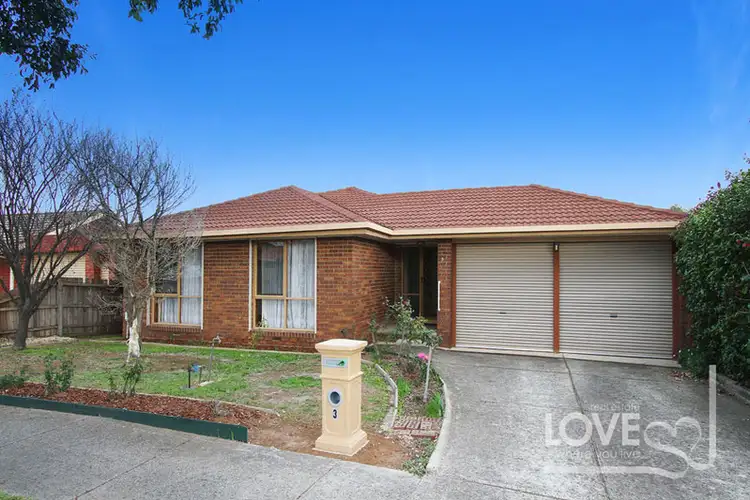 3 Manuka Court, Mill Park VIC 3082