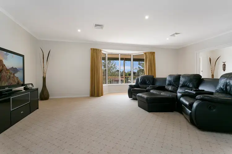 Second view of Homely house listing, 24 Maxwell Crescent, Strathdale VIC 3550