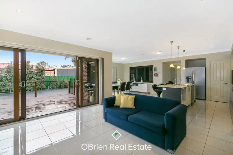 Third view of Homely house listing, 7 Shandon Close, Cranbourne VIC 3977