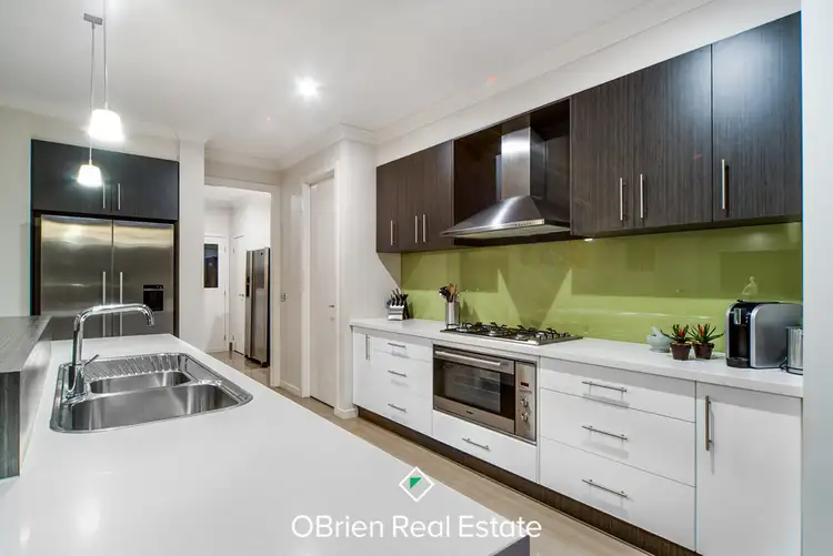 Second view of Homely house listing, 4 Espie Court, Botanic Ridge VIC 3977