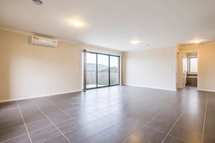 Sixth view of Homely house listing, 2/1 Cromarty Circuit, Bacchus Marsh VIC 3340
