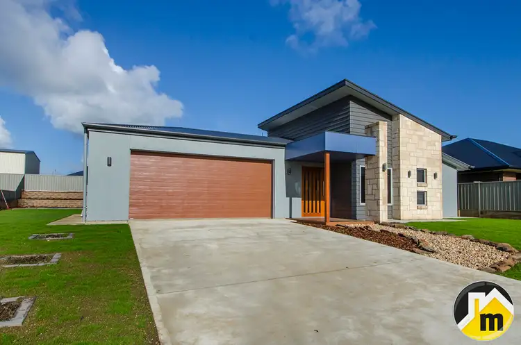 Second view of Homely house listing, 5 Coolum Close, Worrolong SA 5291
