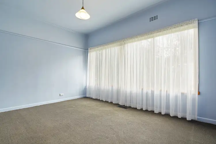 Fifth view of Homely house listing, 14 Centre Avenue, Warragul VIC 3820