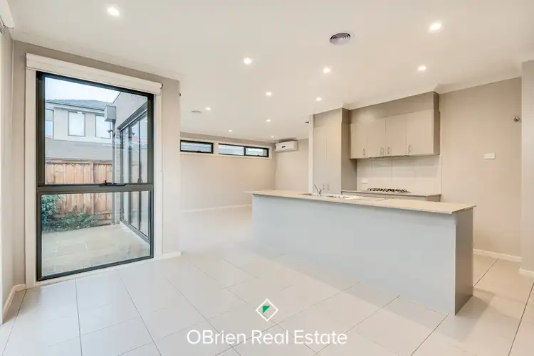 Fourth view of Homely townhouse listing, 1/134-136 Kennington Park Drive, Endeavour Hills VIC 3802