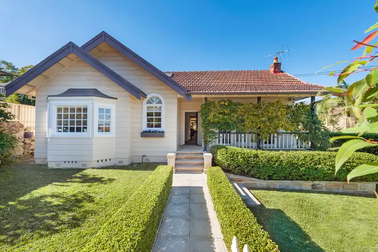 11 Ellesmere Avenue, Hunters Hill NSW 2110
