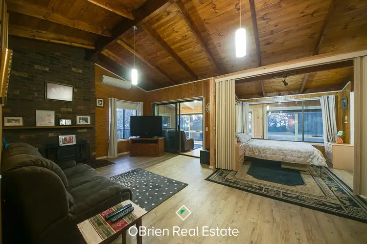 1 Robinson Crescent, Grantville VIC 3984