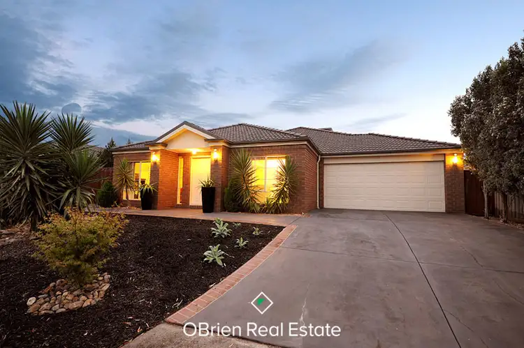 37 Jamieson Way, Berwick VIC 3806