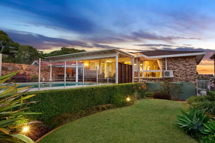 4 Heather Street, Wheeler Heights NSW 2097