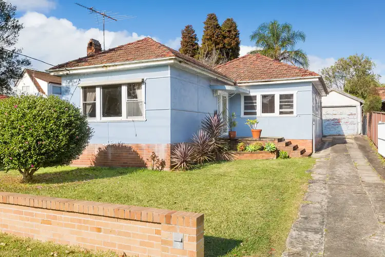 2 Alfred Avenue, Cronulla NSW 2230