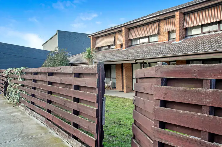 Third view of Homely apartment listing, 2/1 Cannon Street, Sunshine VIC 3020