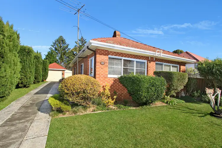 15 Parsons Street, West Wollongong NSW 2500