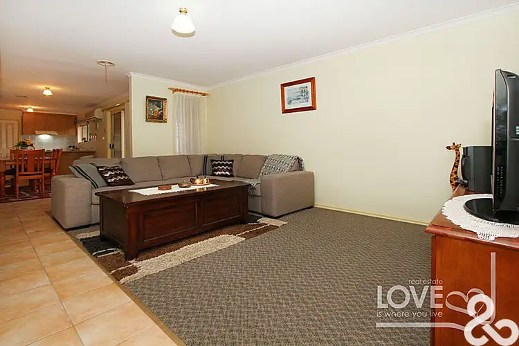 Fifth view of Homely house listing, 1 Sahra Court, Epping VIC 3076